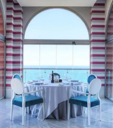 Hydros And Hotell Benalmádena