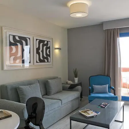 Hydros And Hotell
